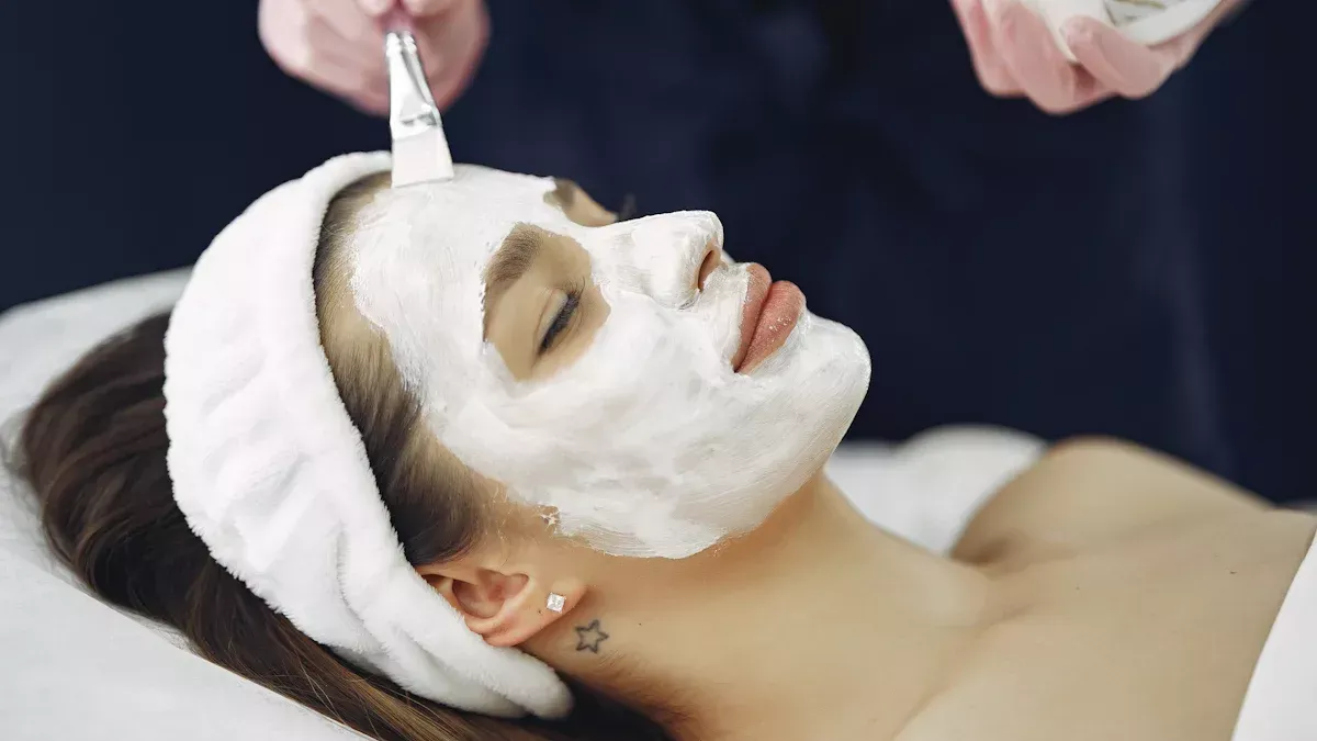 Comment utiliser un masque facial : 6 erreurs à éviter