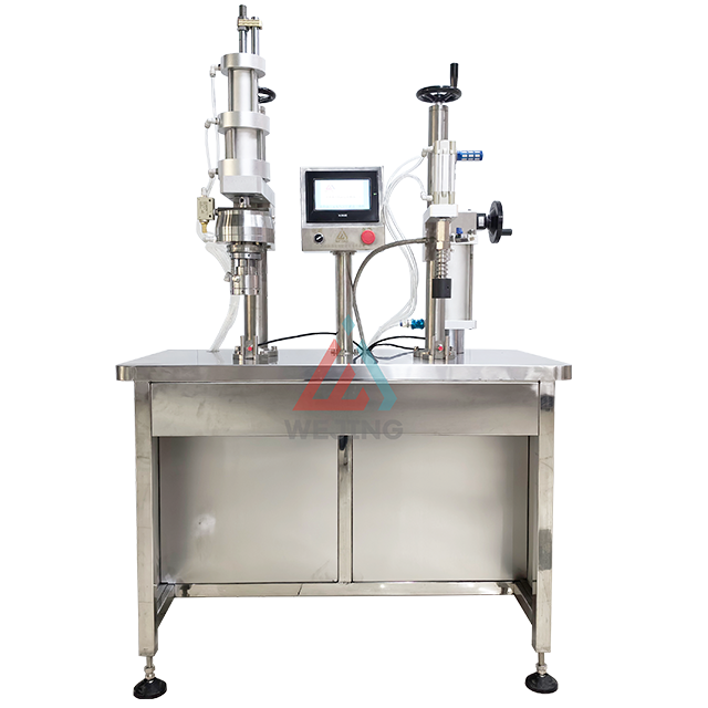 Machine de remplissage et de bouchage de bouteilles semi-automatique