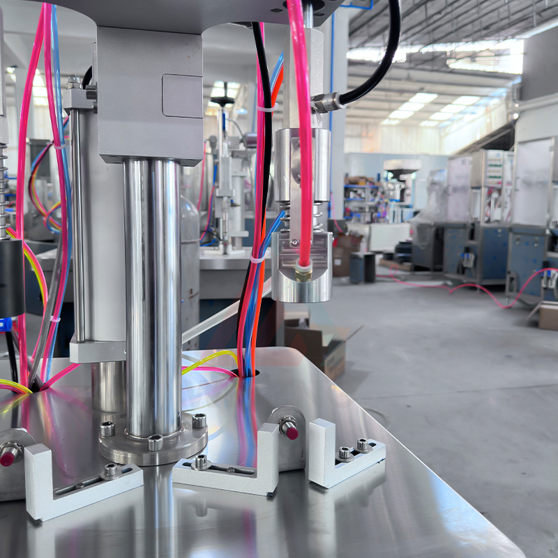 Machine de remplissage d'aérosol de gel à raser BOV