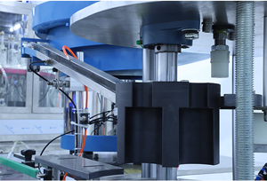 A&eacute;rosol-can-youter-cap-caping-machine11