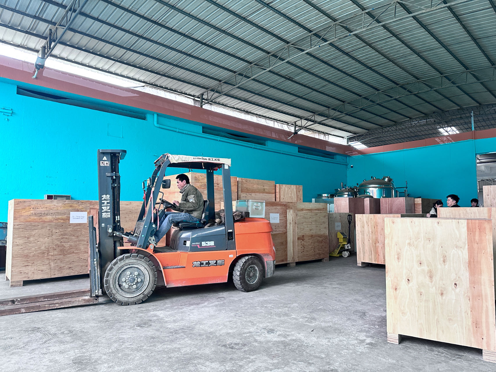 Machine de remplissage d'a&eacute;rosols